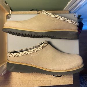 Clogs - Simple Shoes. Size 12 (Mens).